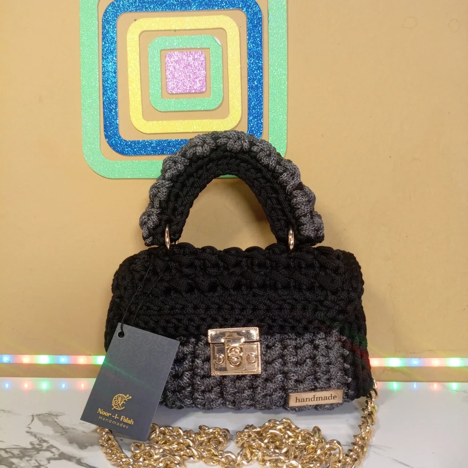 The crunch crotchet bag